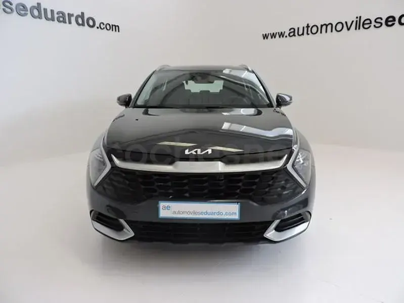 Usado Kia Sportage 115 CV (84 kW) 2022 Gris / plata SUV
