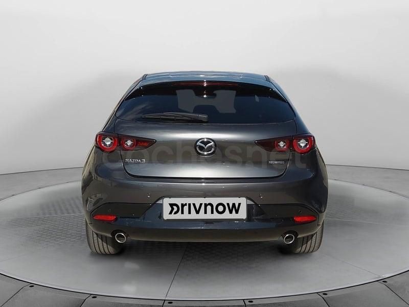 Usado Mazda 3 Exclusive-Line 186 CV (136 kW) 2023 Gris / plata Berlina