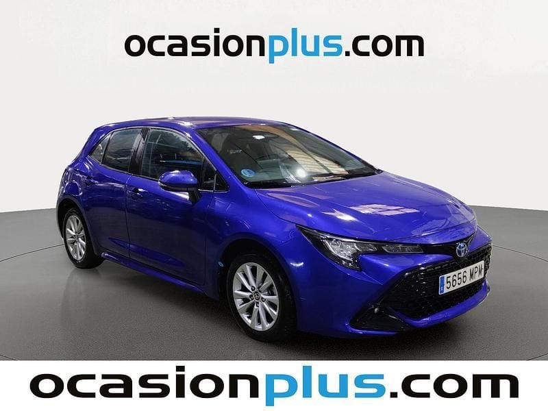 Käytetty Toyota Corolla Active 140 HP (102 kW) 2024 Sininen Viistoperä