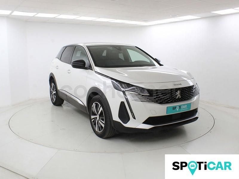 Usado Peugeot 3008 Allure 130 CV (95 kW) 2022 Blanco SUV