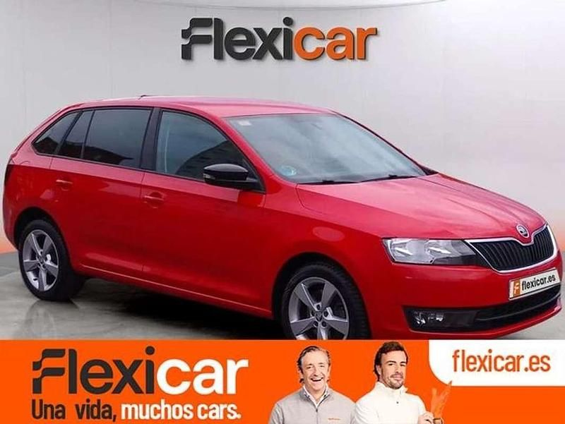 Rojo Usado 2017 Skoda Rapid Active Utilitario | 9990 € - Imagen 1/4
