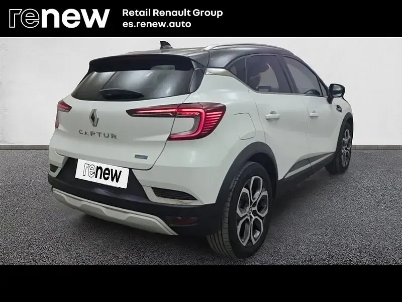 Usado Renault Captur Zen 160 CV (117 kW) 2022 Blanco SUV