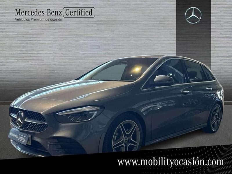 Usado Mercedes B200 150 CV (110 kW) 2024 Gris Monovolumen