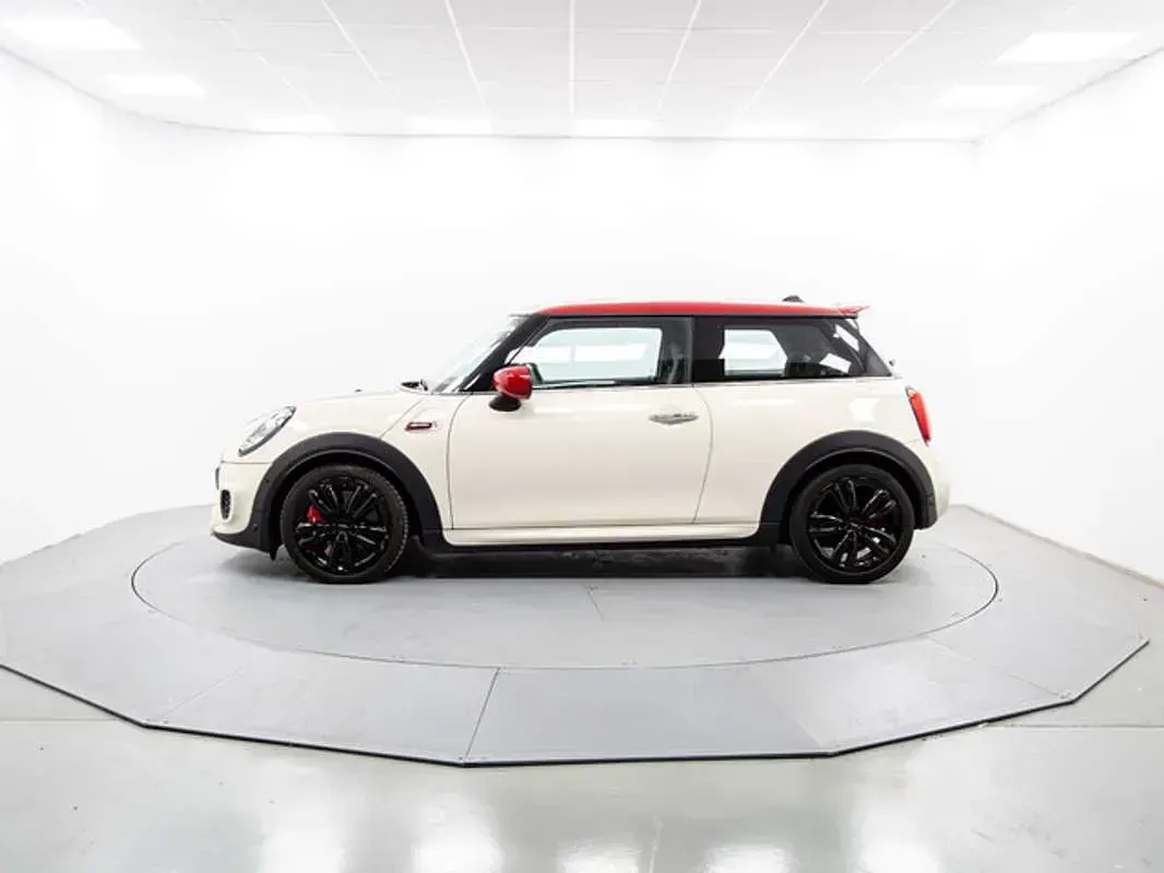 Usado Mini John Cooper Works 231 CV (169 kW) 2020 Blanco Utilitario