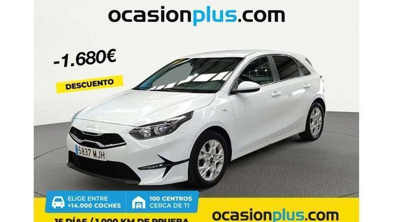 Blanco Usado 2023 Kia Ceed Utilitario | 16.355 € (Precio justo) - Imagen 1/4