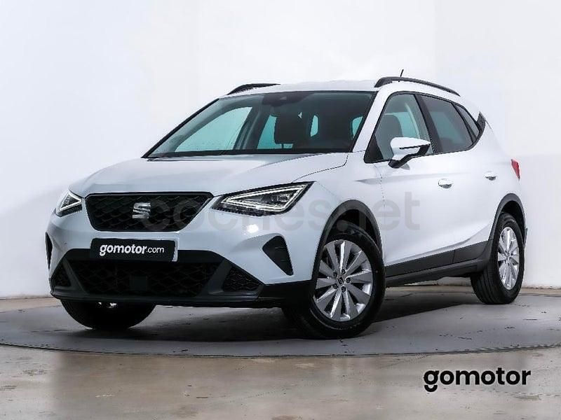 Usado Seat Arona Style 95 CV (69 kW) 2025 Blanco SUV