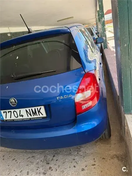 Usado Skoda Fabia Sport 105 CV (77 kW) 2014 Azul Berlina