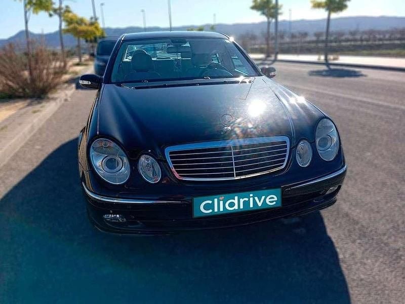 Usado Mercedes E250 224 CV (164 kW) 2006 Negro Berlina