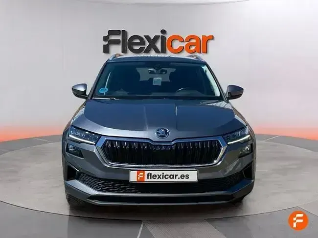 Usado Skoda Karoq Ambition 150 CV (110 kW) 2022 Azul SUV