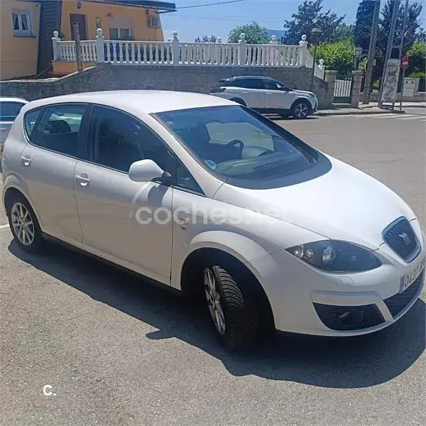 Usado Seat Altea Style 160 CV (117 kW) 2011 Blanco Monovolumen