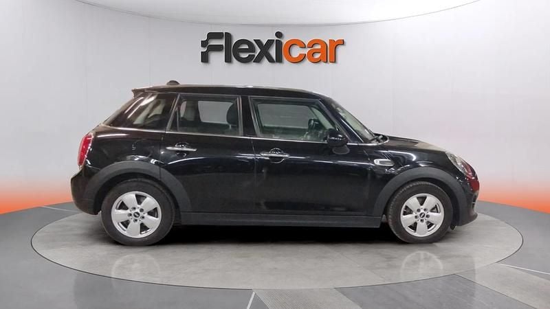 Usado Mini Cooper 136 CV (100 kW) 2022 Negro Utilitario