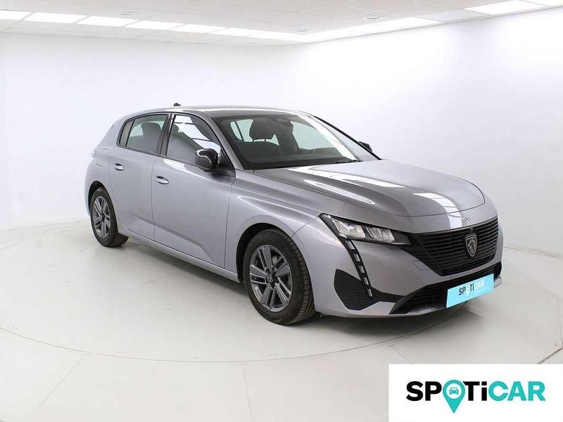Usado Peugeot 308 Active 110 CV (80 kW) 2022 Gris Utilitario