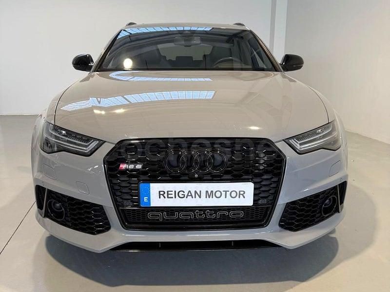 Usado Audi RS6 Performance 605 CV (444 kW) 2018 Gris / plata Familiar