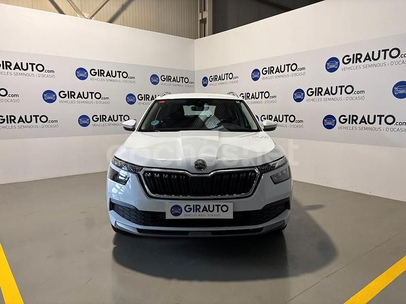 Usado Skoda Kamiq Ambition 95 CV (69 kW) 2021 Blanco SUV