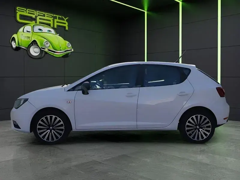 Usado Seat Ibiza Style 90 CV (66 kW) 2015 Blanco Berlina