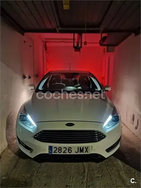Brugt Ford Focus Titanium 120 HK (88 kW) 2016 Hvid Sedan