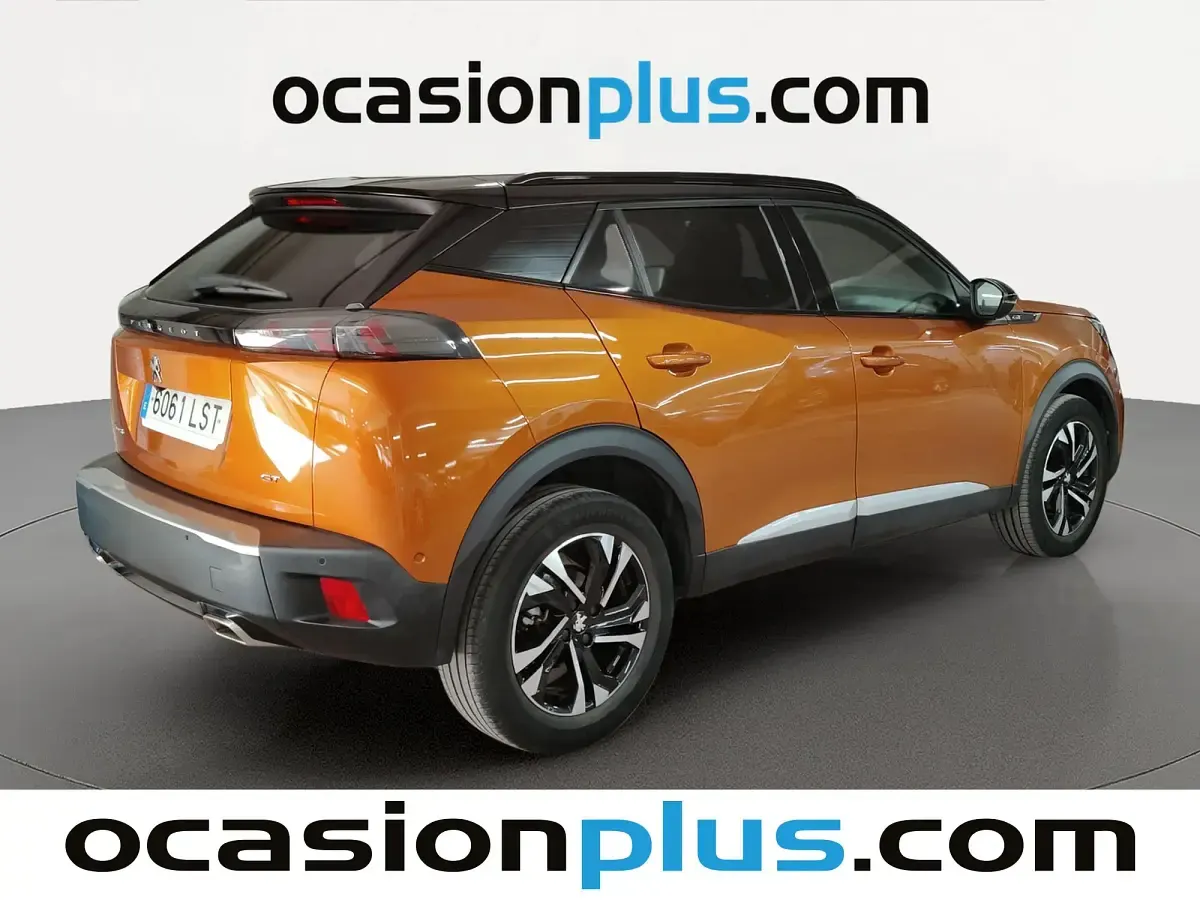 Usado Peugeot 2008 GTi 131 CV (96 kW) 2021 Naranja SUV