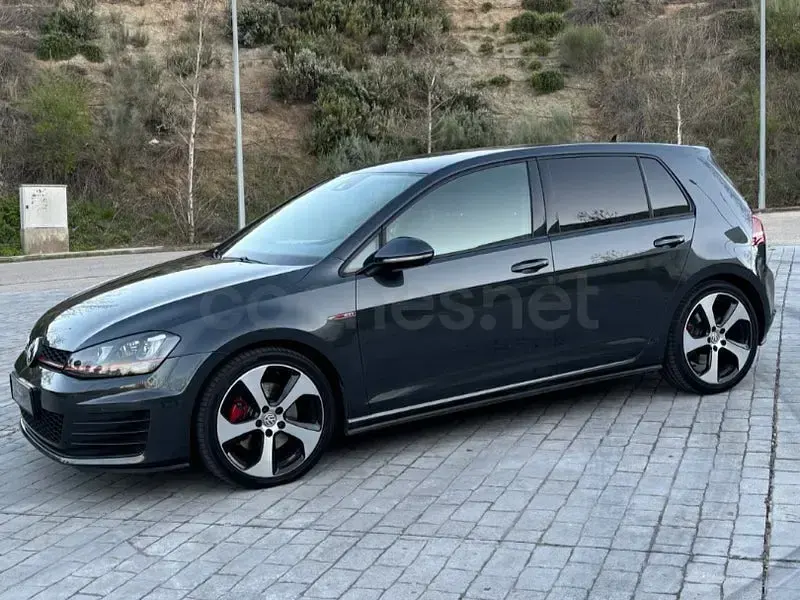 Usado VW Golf VII GTI 220 CV (161 kW) 2016 Negro Berlina