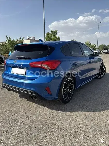 Usado Ford Focus ST-Line 125 CV (91 kW) 2019 Azul Berlina