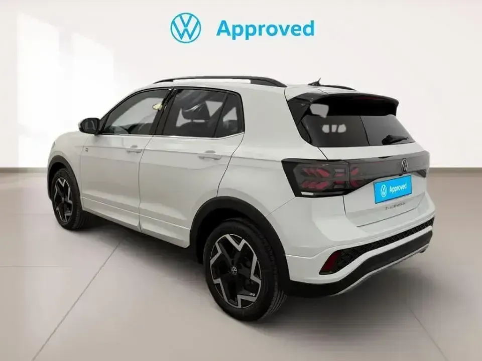 Usado VW T-Cross R-line 116 CV (85 kW) 2025 Blanco SUV