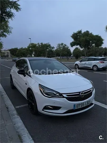 Usado Opel Astra Dynamic 150 CV (110 kW) 2019 Blanco Berlina