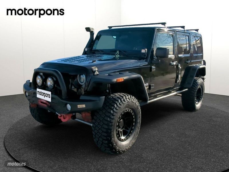 Negro Usado 2011 Jeep Wrangler Sahara SUV | 49.000 € - Imagen 1/4