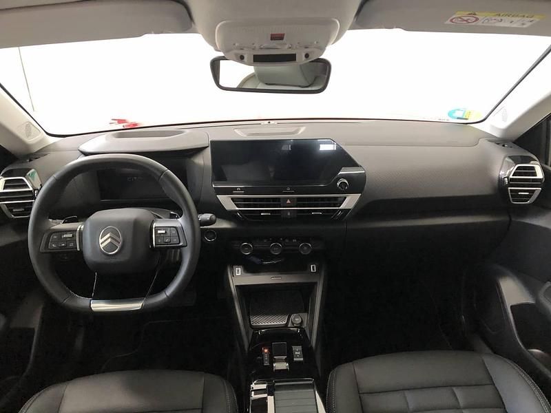 Usado Citroën C4 136 CV (100 kW) 2024 Rojo Berlina