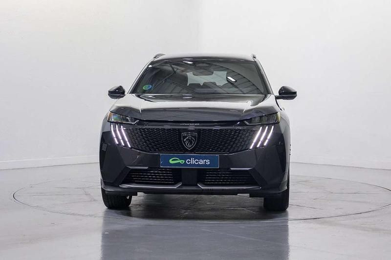 Usado Peugeot 5008 Allure 136 CV (100 kW) 2025 Gris SUV