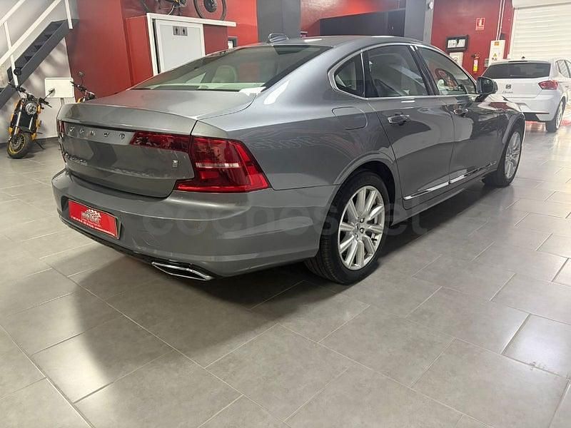 Usado Volvo S90 Inscription 190 CV (139 kW) 2020 Gris / plata Berlina