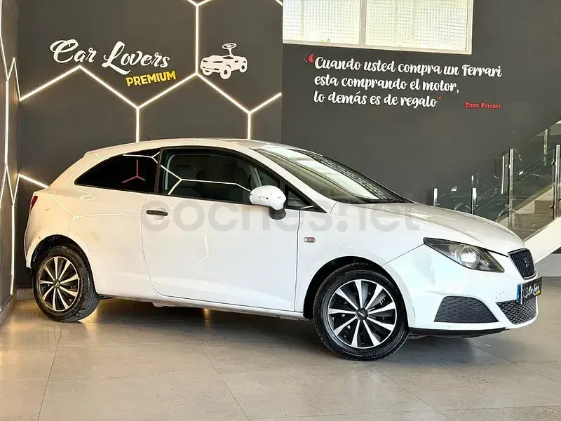 Usado Seat Ibiza SC Copa 90 CV (66 kW) 2011 Blanco Utilitario