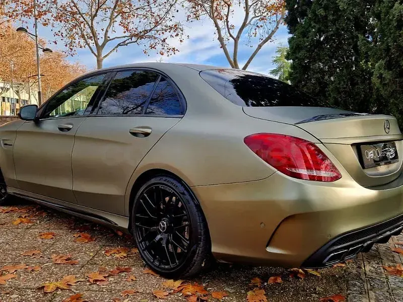 Usado Mercedes C63 AMG 476 CV (350 kW) 2017 Verde Berlina