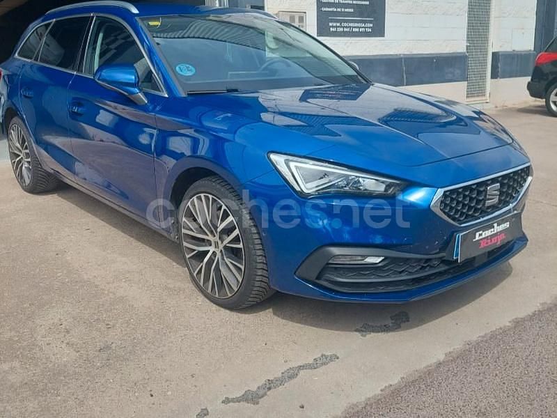 Usado Seat Leon XCELLENCE 150 CV (110 kW) 2020 Azul Familiar