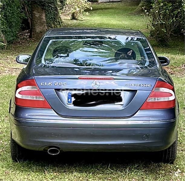 Usado Mercedes CLK200 Avantgarde 163 CV (119 kW) 2005 Azul Coupe