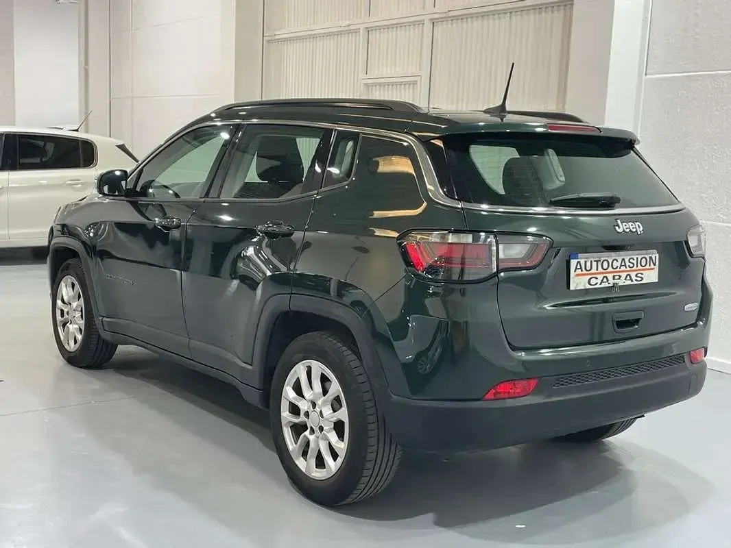 Usado Jeep Compass Longitude 130 CV (95 kW) 2021 Verde SUV