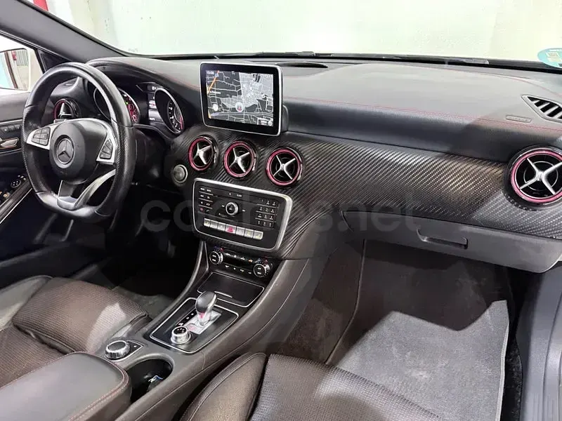 Usado Mercedes A45 AMG 381 CV (280 kW) 2015 Blanco Utilitario