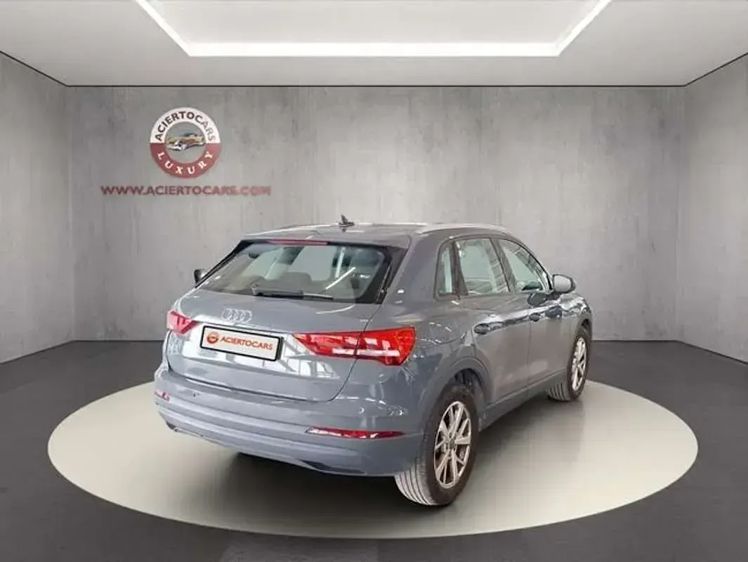 Usado Audi Q3 Business 190 CV (139 kW) 2020 Gris SUV