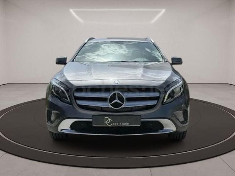 Usado Mercedes GLA200 Urban 136 CV (100 kW) 2014 Gris / plata SUV