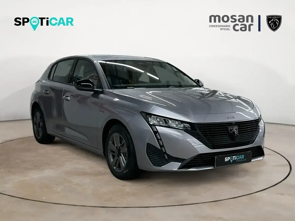 Używany Peugeot 308 Style 136 KM (100 kW) 2025 Szary Sedan/Limuzyna