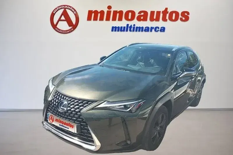 Usado Lexus UX Business Edition 184 CV (135 kW) 2021 Verde SUV