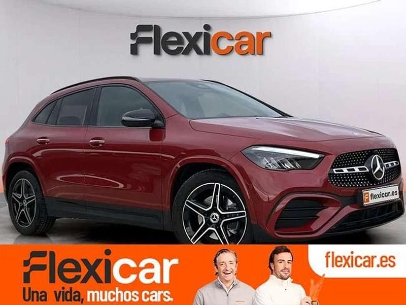 Rojo Usado 2025 Mercedes GLA200 SUV | 39.990 € (Caro) - Imagen 1/4
