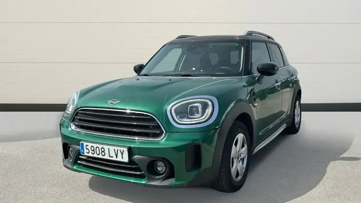 Usado Mini Cooper Countryman 136 CV (100 kW) 2022 Verde SUV