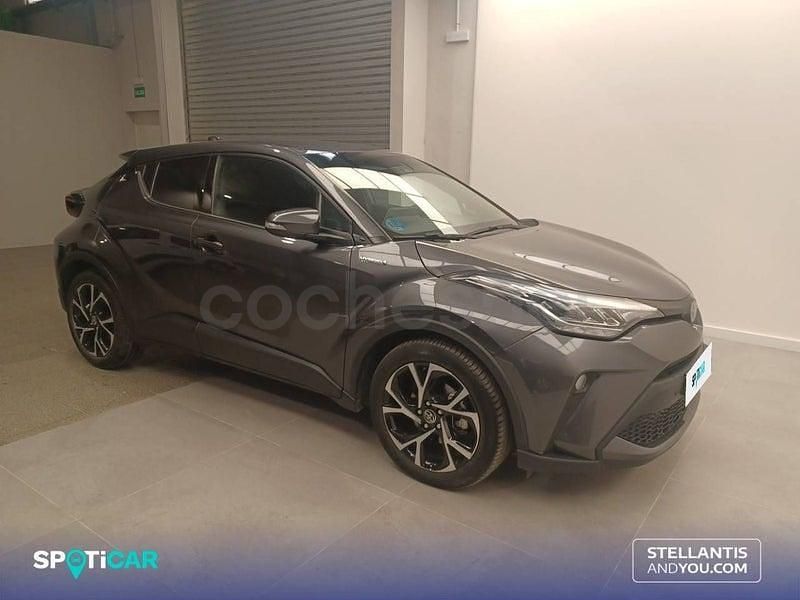 Usado Toyota C-HR Advance 184 CV (135 kW) 2022 Gris / plata SUV