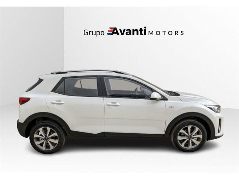Usado Kia Stonic 100 CV (73 kW) 2022 Blanco SUV