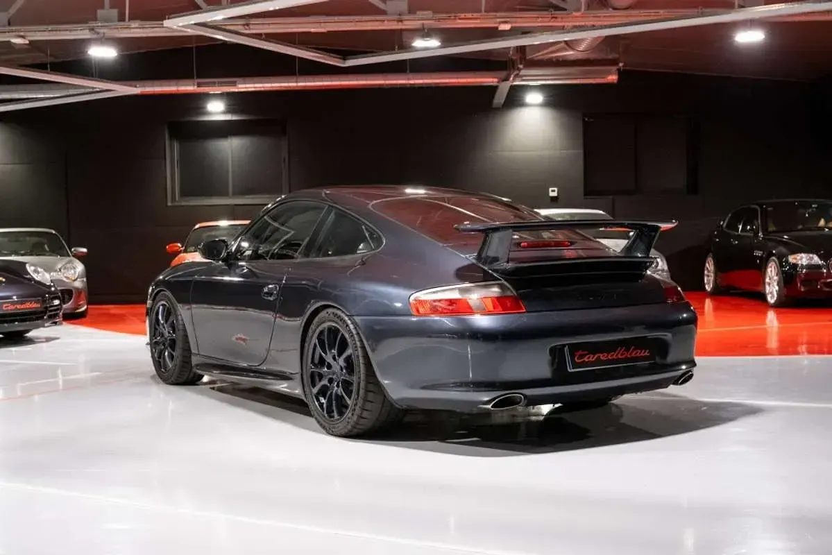Usado Porsche 996 381 CV (280 kW) 2004 Gris Coupe