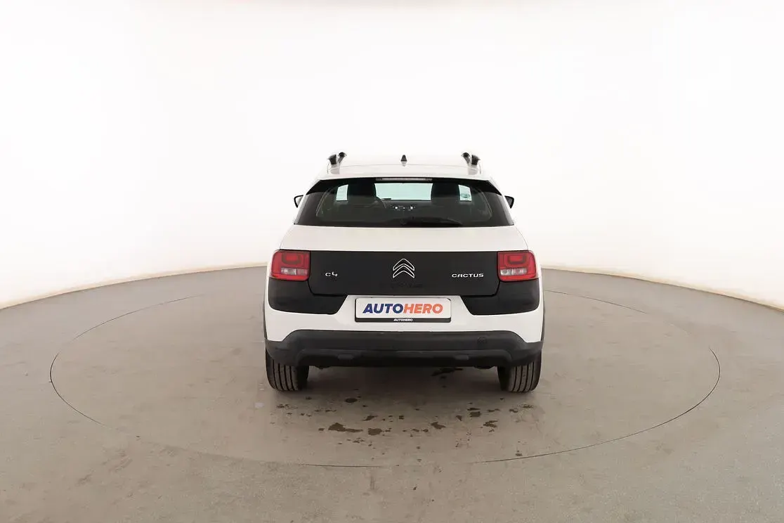 Usado Citroën C4 Feel 82 CV (60 kW) 2014 Blanco SUV