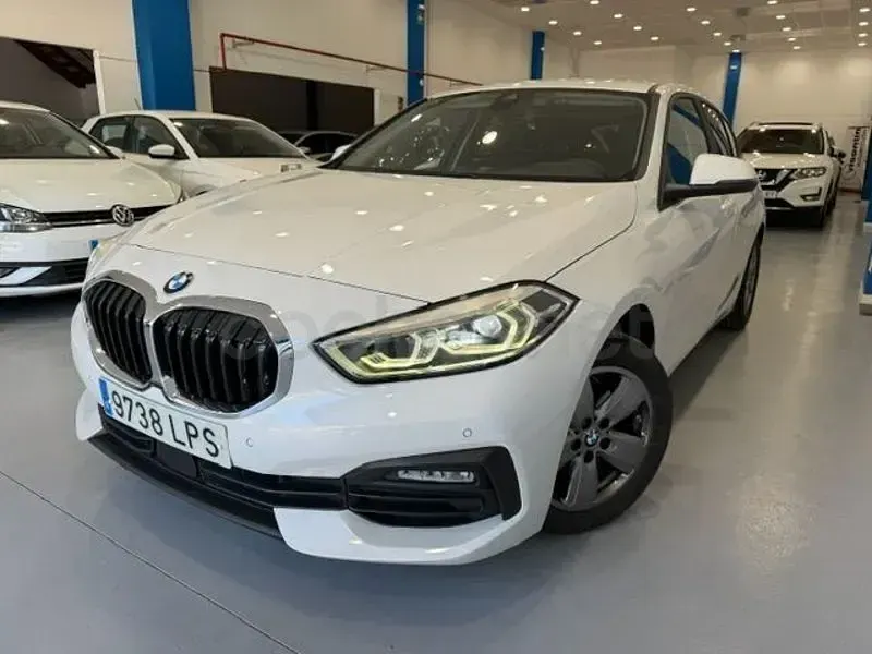 Usado BMW 118 136 CV (100 kW) 2021 Blanco Berlina