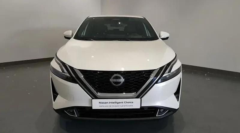 Usado Nissan Qashqai Tekna+ 190 CV (139 kW) 2023 Lunar white (perlada) SUV