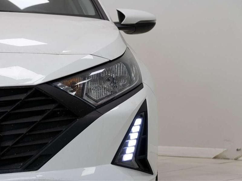 Usado Hyundai i20 84 HP (61 kW) 2024 Branco Citadino