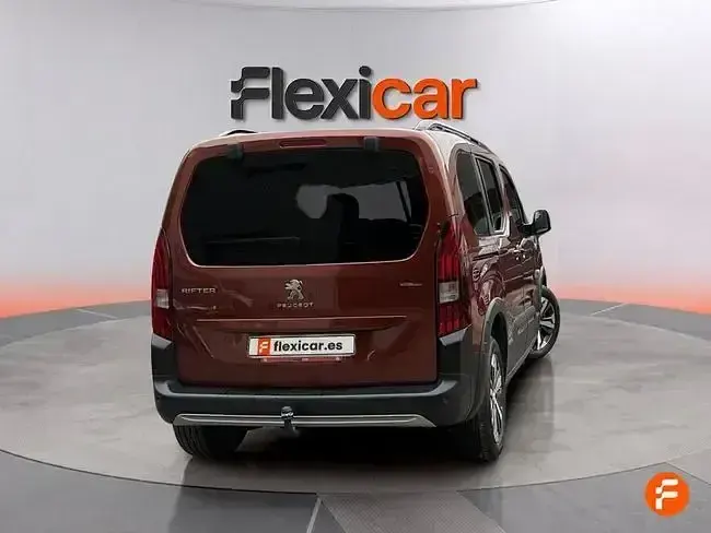 Usado Peugeot Rifter GT-line 130 CV (95 kW) 2020 Naranja Monovolumen