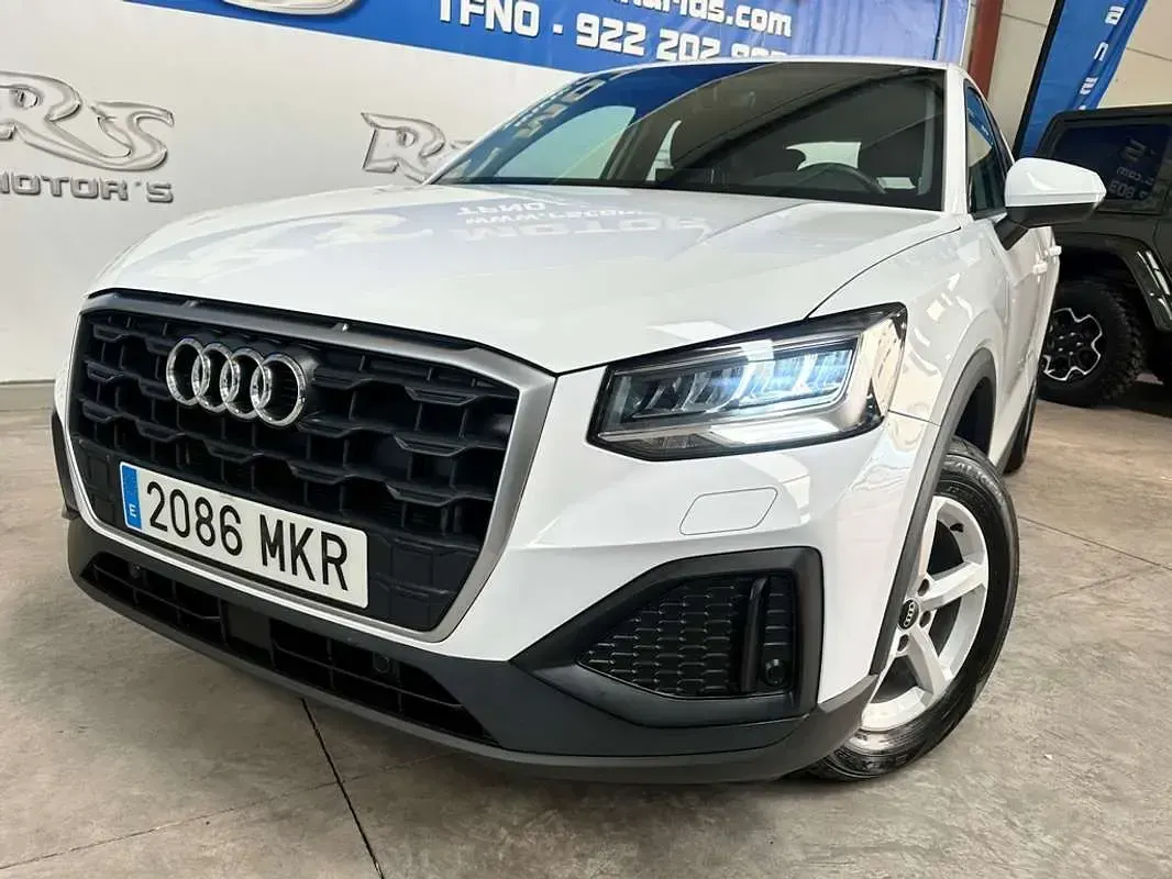 Usado Audi Q2 Advanced 116 CV (85 kW) 2023 Blanco SUV